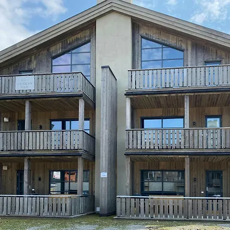 Modern With Views Of Mountain Ferienhaus